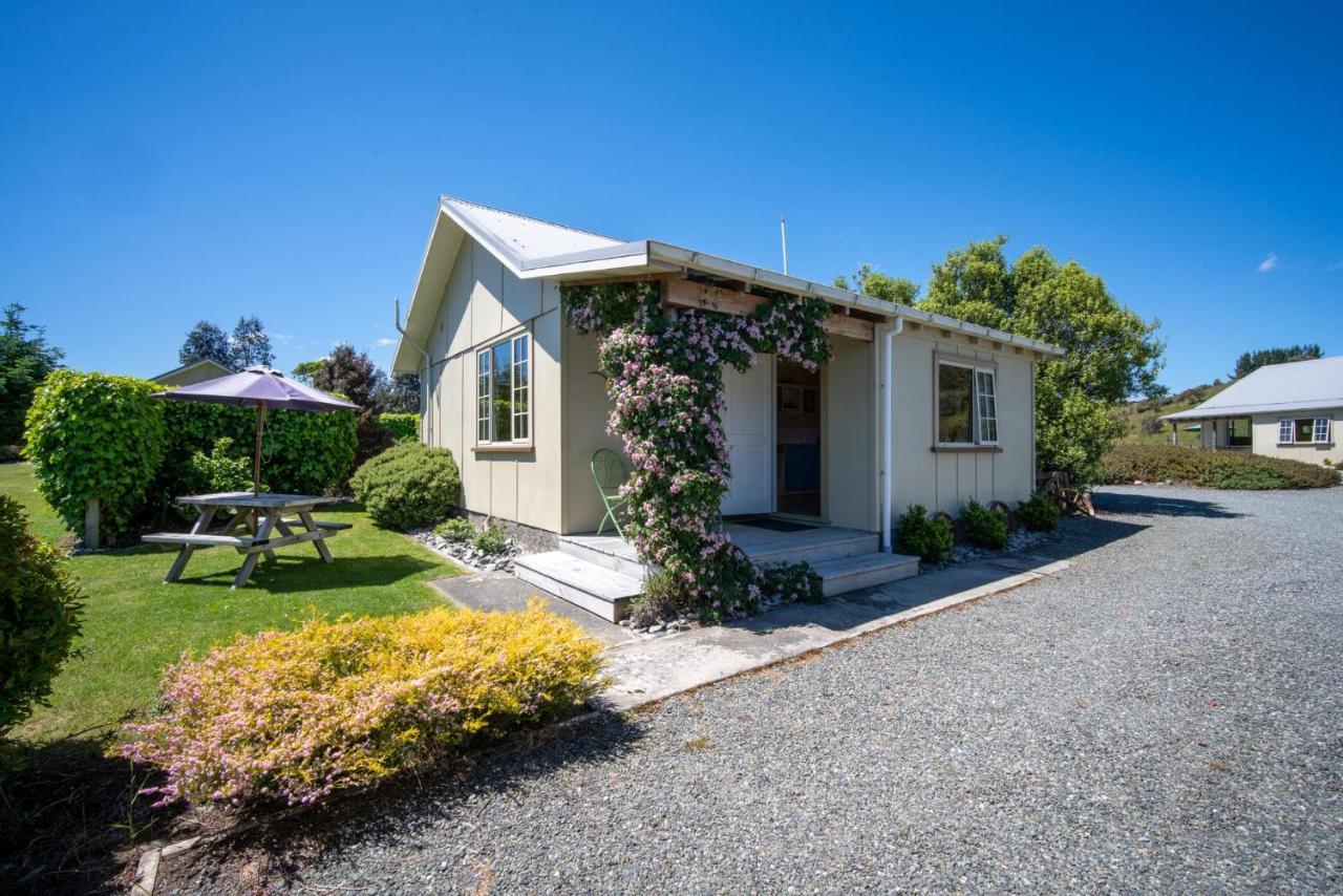Blue Thistle Cottages Te Anau Exterior foto